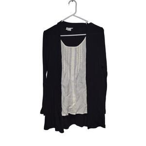 Geri C Women's Shirt Size Medium